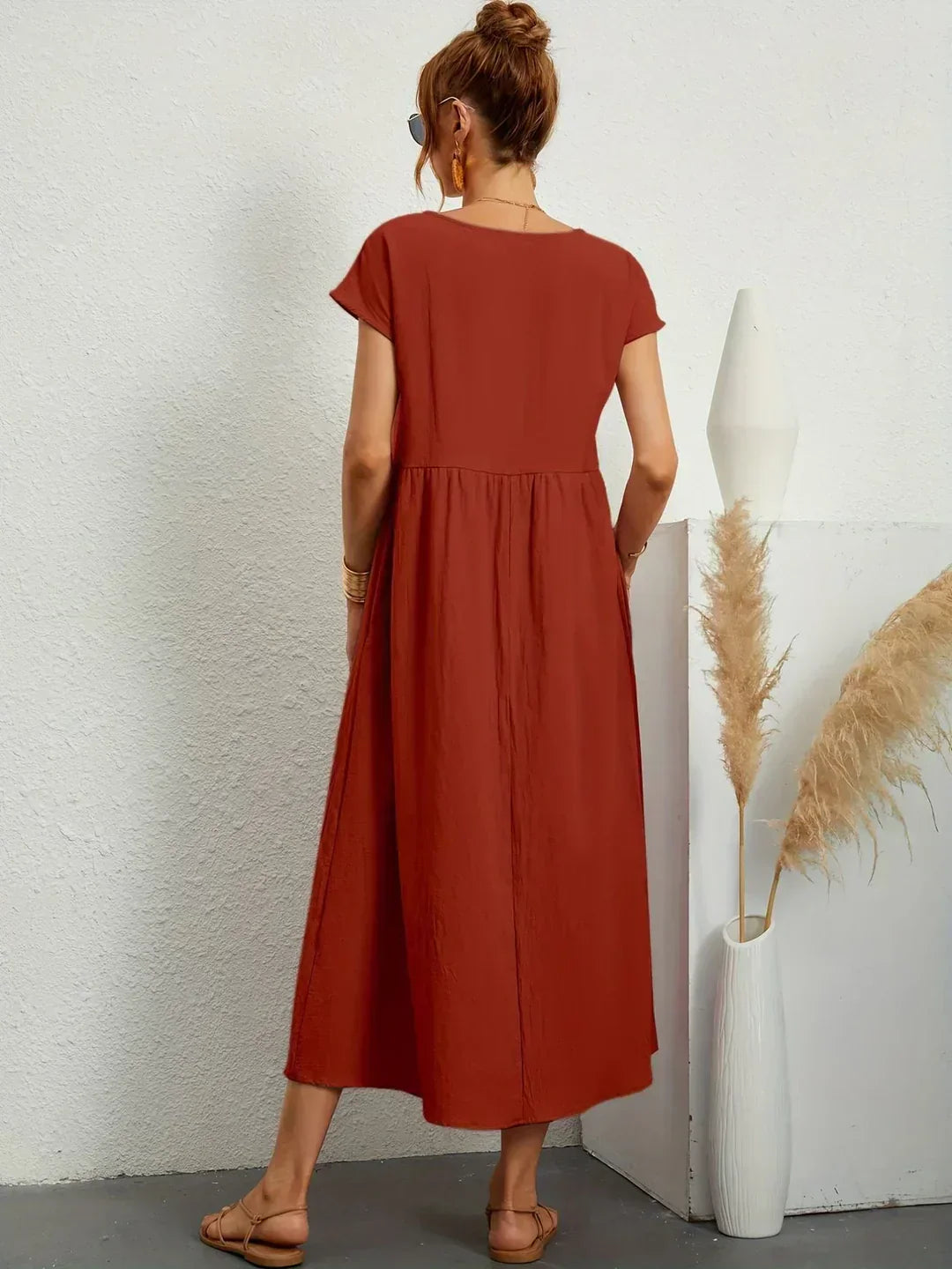 Léa - Luftiges Zeitloses Midi-Kleid