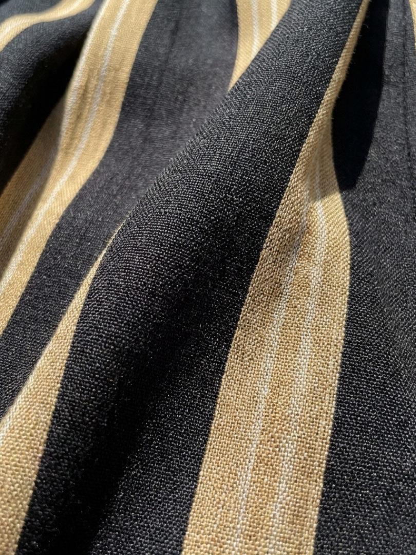 Lina - Kurzärmliges Maxikleid mit V-Ausschnitt