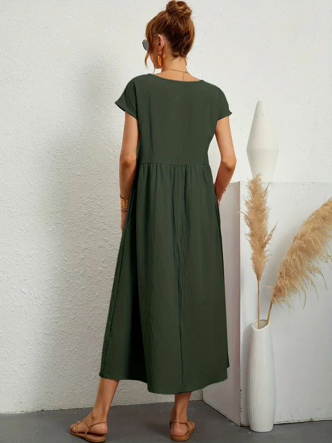 Léa - Luftiges Zeitloses Midi-Kleid