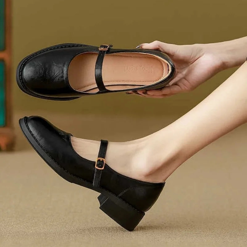 Donia – Bequeme Lederschuhe Mit Riemen
