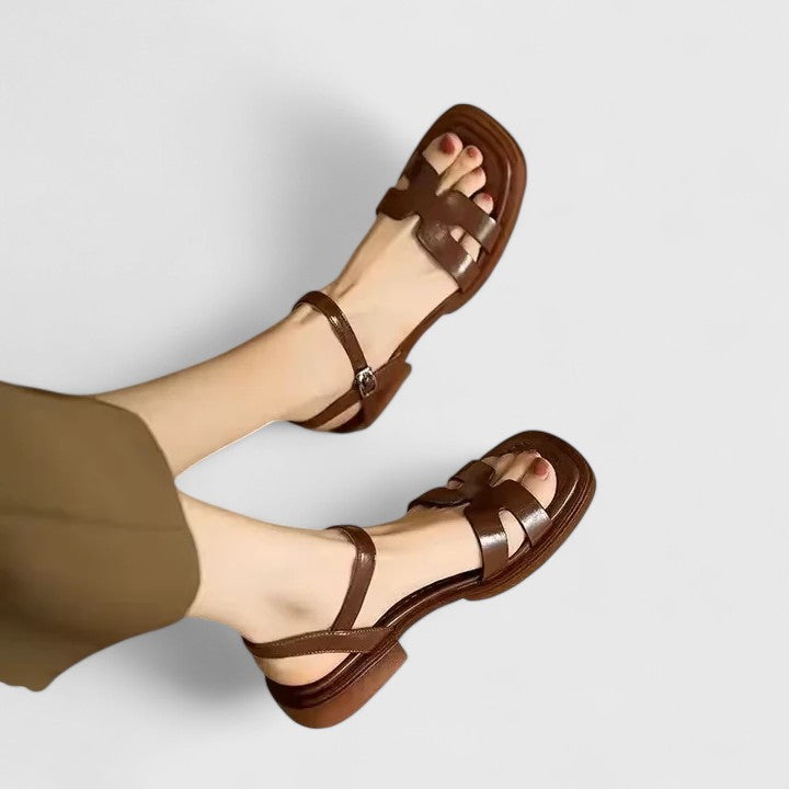 Deliane - Verfeinerte Sandalen