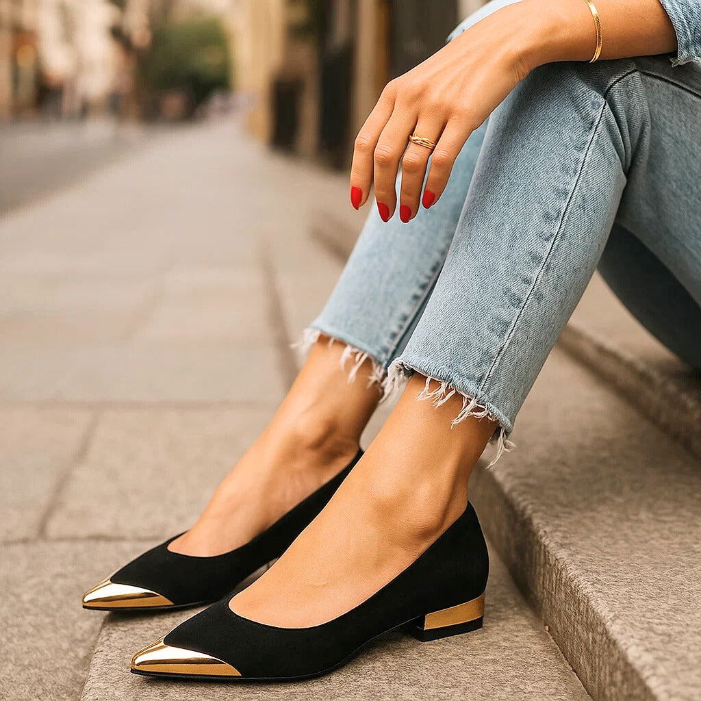 Julia Aveline | Elegante Goldspitze mit Komfortsohle