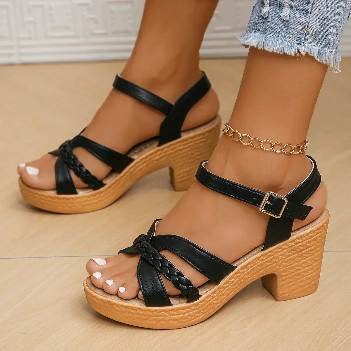 Aurelie – Stilvolle Orthopädische Sandalen