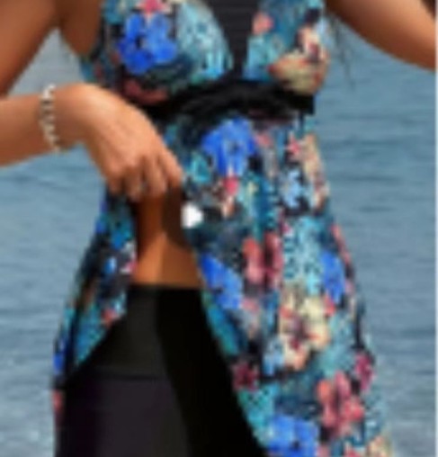 Lily – Schwarzes Damen-Tankini mit floralem Muster und voll bedeckenden Boyshorts