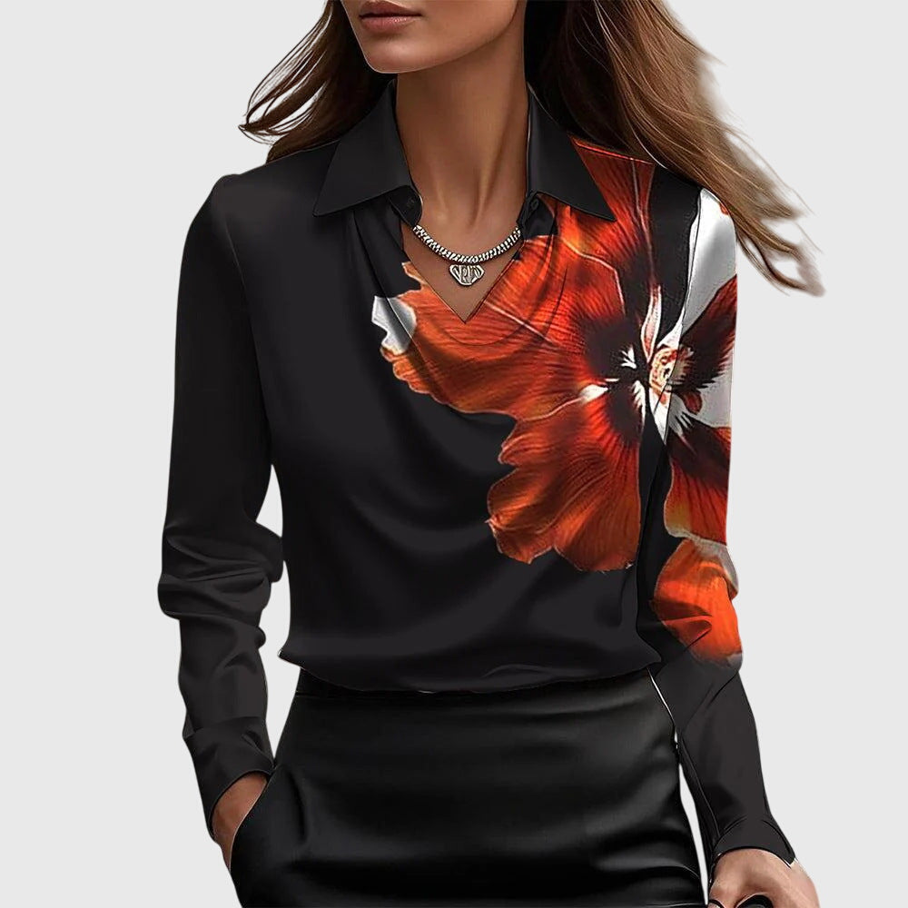 Sylvia – Bluse mit luxuriösem Glanz und Faltenkragen