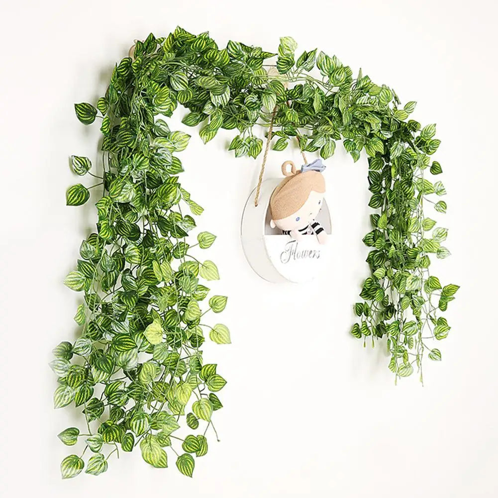 GreenAura Künstlicher Efeuranke | 2 m Hängende Girlande | Seidenblätter für Wand- und Wohnkultur