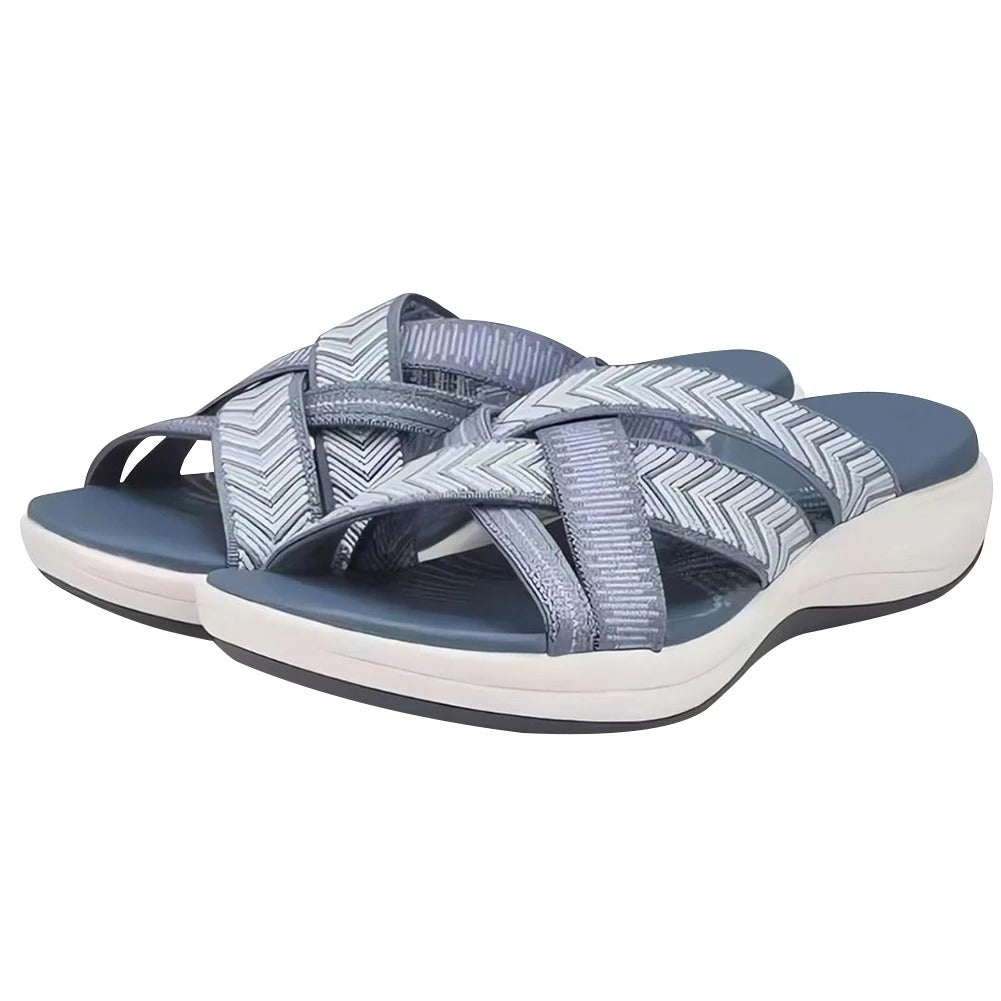 Orthopädische Sandalen mit Fußgewölbeunterstützung